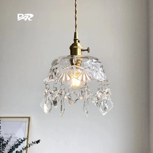 Suspension en cristal au design moderne