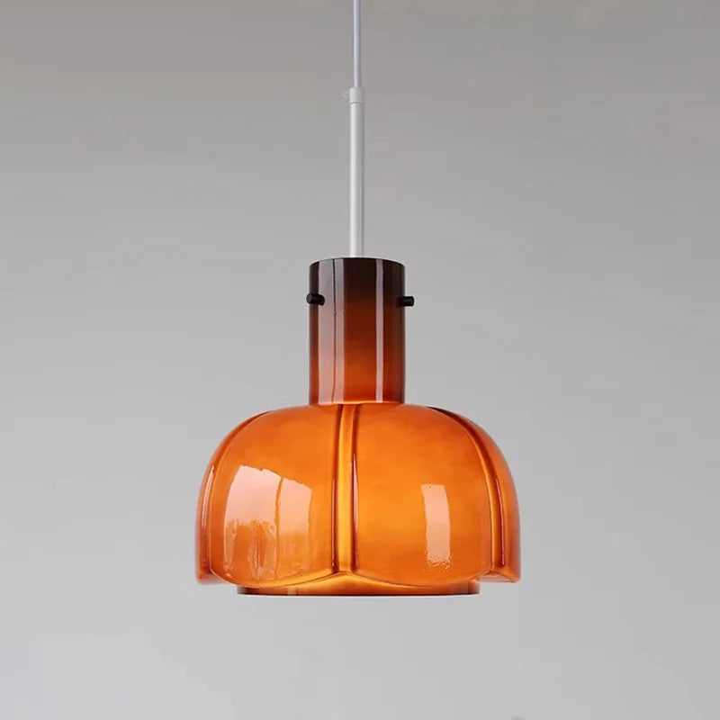 suspension en verre nordique avec motif de bourgeon de fleur