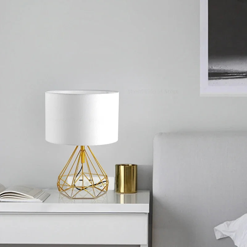 lampes de table géométriques rétro nordiques créatives pour décoration intérieure - vue 5 sur 10