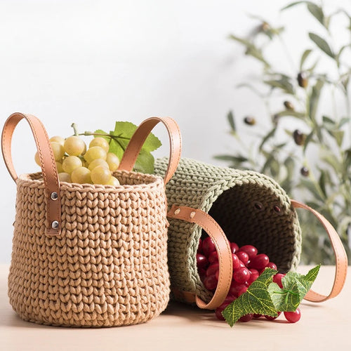 panier de rangement tricoté à la main en coton avec poignée en cuir - vue 3 sur 16