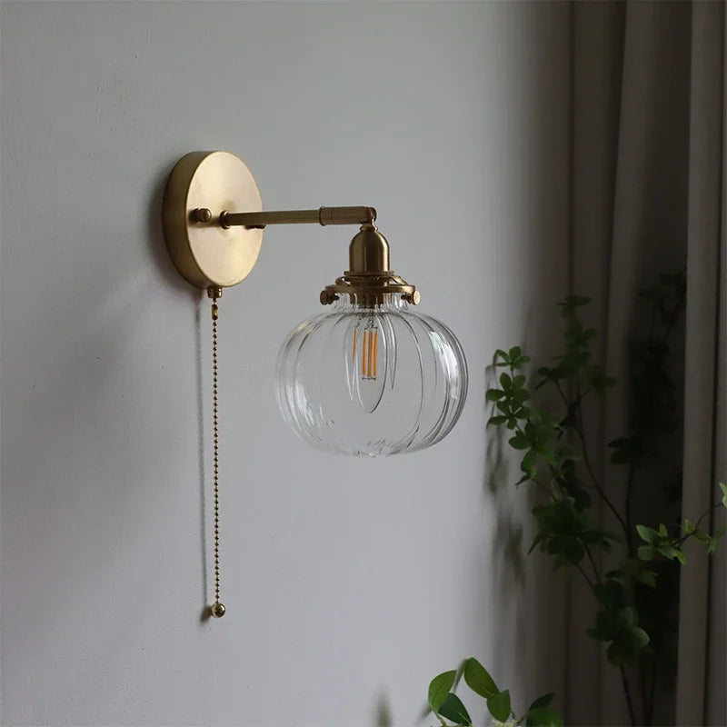 applique murale moderne avec chaîne de traction et boule de verre - vue 6 sur 22