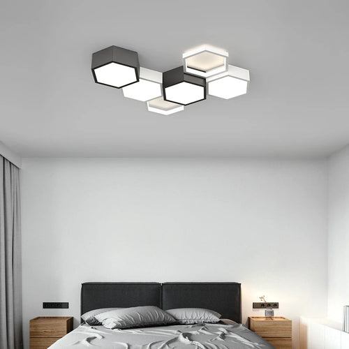 plafonnier triangle ultra mince moderne design élégant pour intérieur - vue 4 sur 13