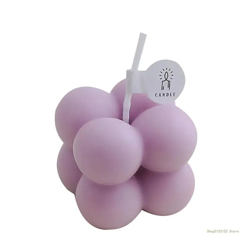 petite bougie parfumée en mini cube pour décorations festives - vue 12 sur 11