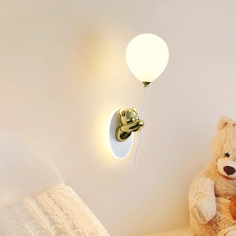 applique murale ours doré en verre lampe LED décoration chambre enfant - vue 3 sur 16
