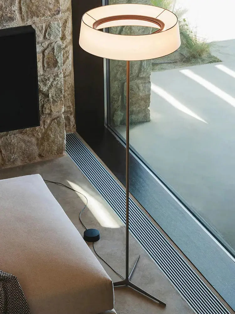 Lampadaire minimaliste de styliste italien - vue 6 sur 8