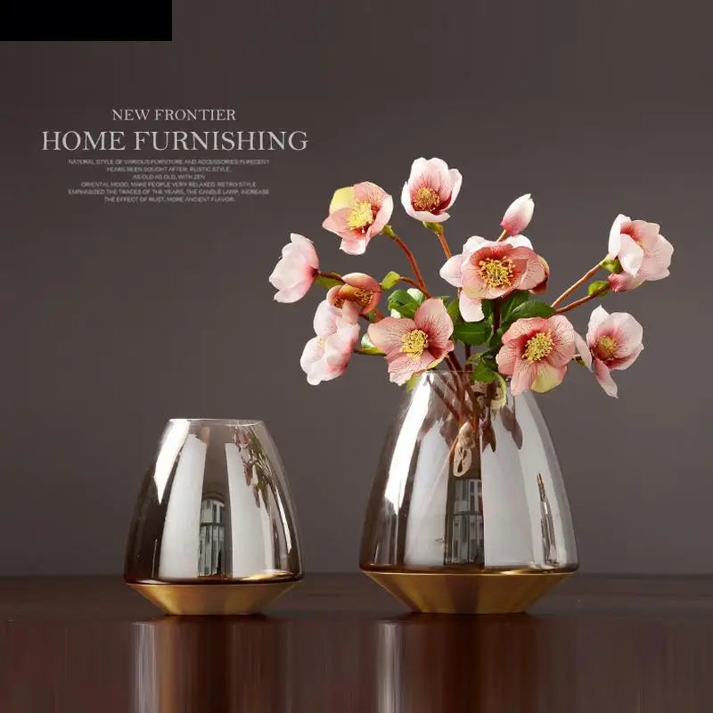 vase en verre moderne avec base métallique pour décoration florale - vue 5 sur 9