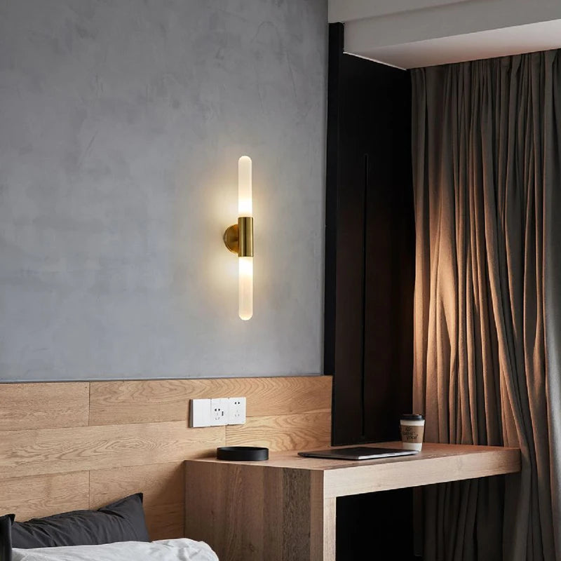 applique murale led minimaliste en métal et verre transparent - vue 4 sur 8