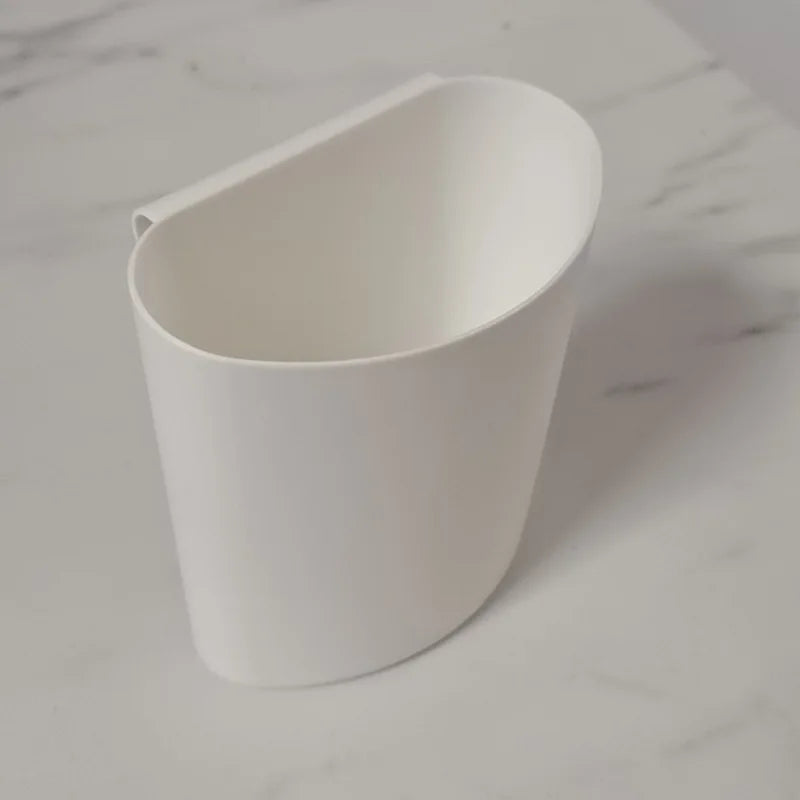 panier suspendu en plastique pour rangement pratique et organisé - vue 7 sur 15