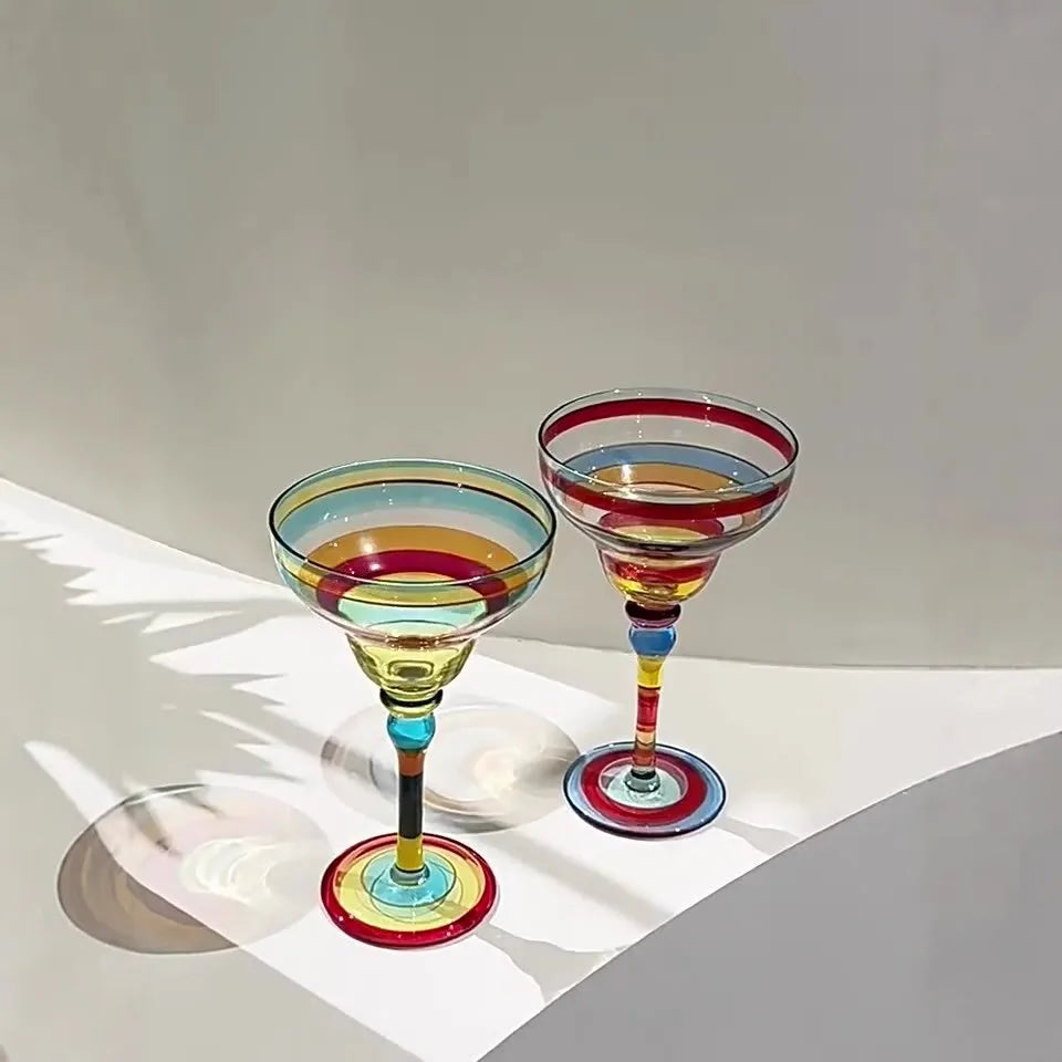 Verre cocktail creatif flamant motif rayures main - vue 5 sur 5