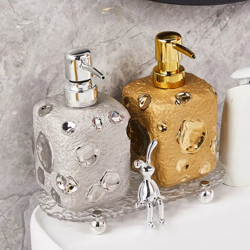 bouteille en céramique dorée décor lune pour lotion - vue 12 sur 11