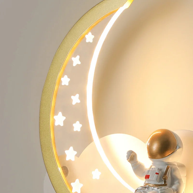 Applique murale moderne en forme de lune avec veilleuse led - vue 7 sur 7