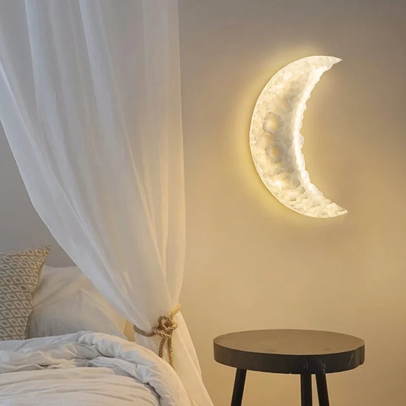 applique murale en croissant de lune en résine gravée pour éclairage décoratif - vue 4 sur 8