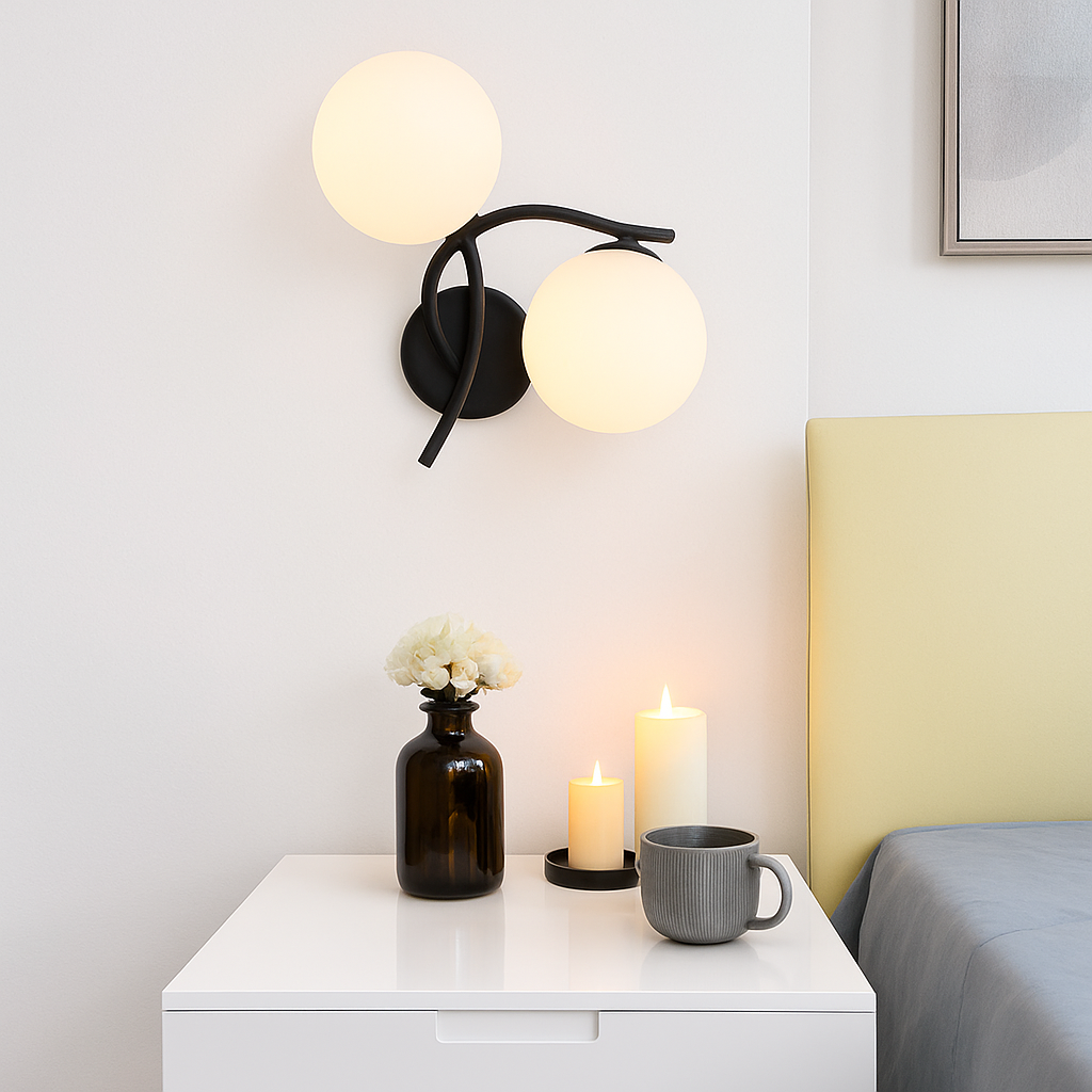 Applique murale LED design croisé avec boule de verre (noir ou doré) - vue 4 sur 8