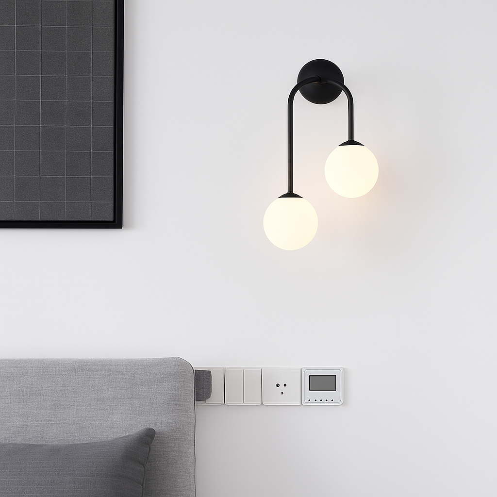 Applique murale LED moderne en verre laiteux - vue 3 sur 10