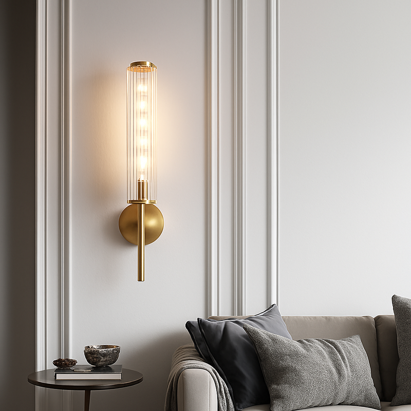 applique murale moderne en verre transparent et laiton doré pour intérieur