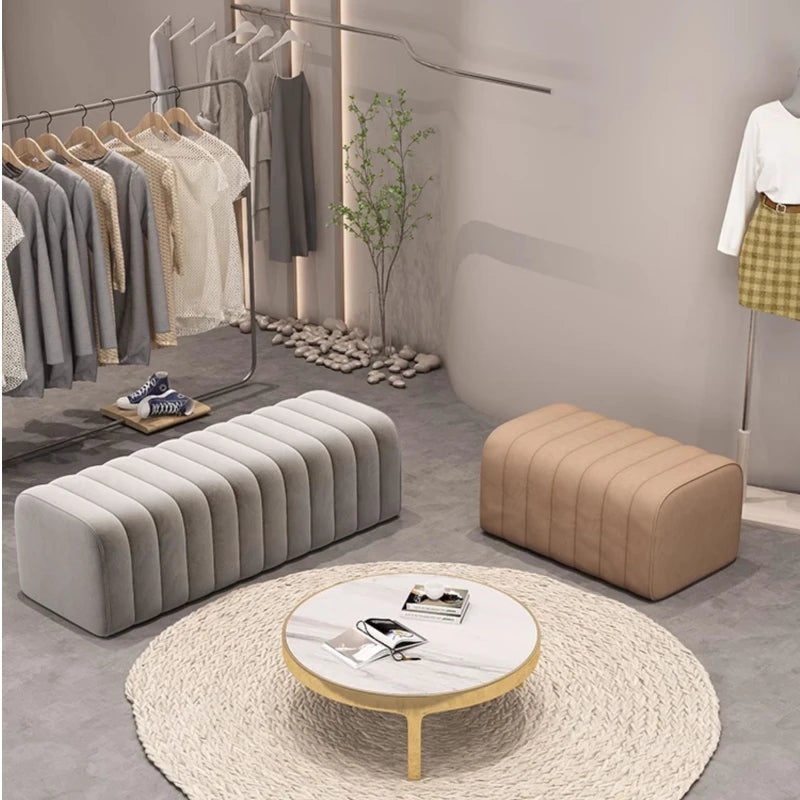 banc en velours nordique repose-pieds doux et élégant
