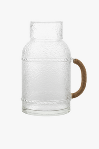 Bouilloire en verre avec tasses style minimaliste