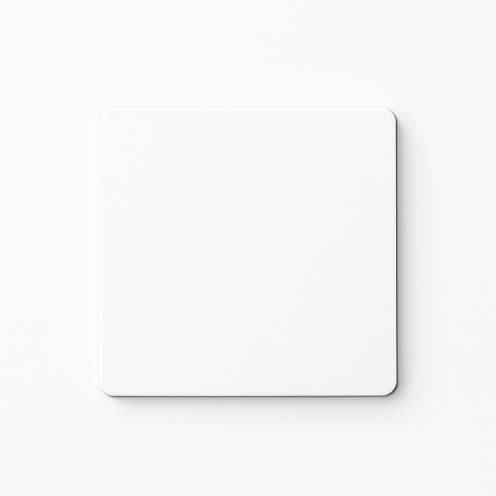 Cache prise plate en acier blanc mat bords arrondis