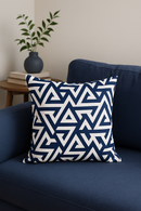 coussin bleu marine géométrique pour canapé moderne