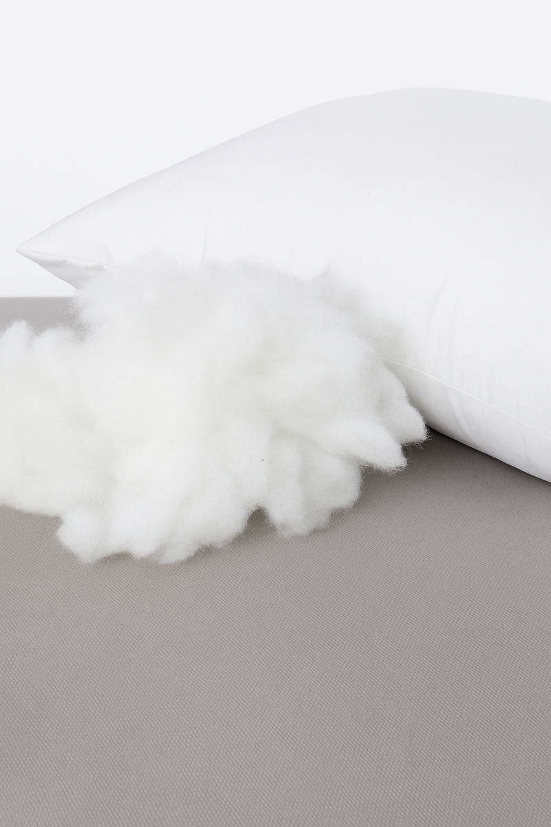 coussin décoratif blanc plusieurs tailles pour un style élégant