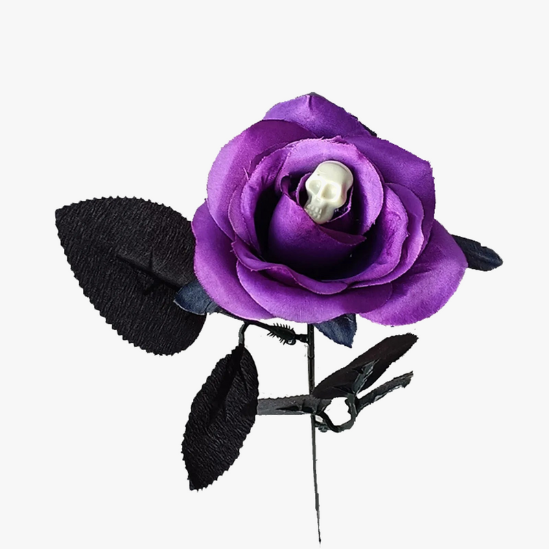 d-coration-gothique-dhalloween-avec-fleurs-artificielles-et-t-te-de-mort-8.png