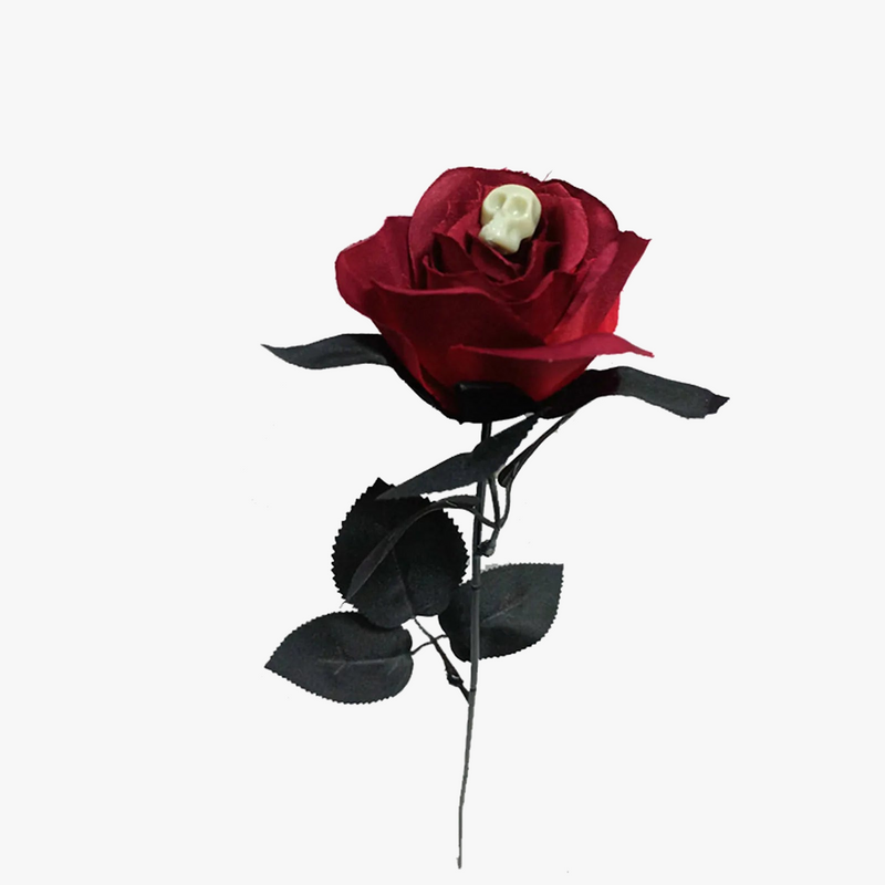 d-coration-gothique-dhalloween-avec-fleurs-artificielles-et-t-te-de-mort-9.png