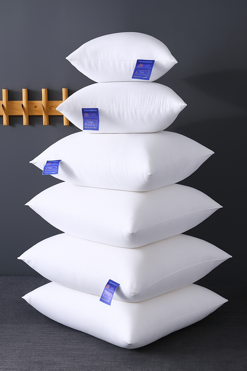 housse de coussin blanche moelleuse 45 x 45 cm - vue 3 sur 6