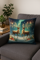 housse de coussin motif père noël et bonshommes de neige décoratifs
