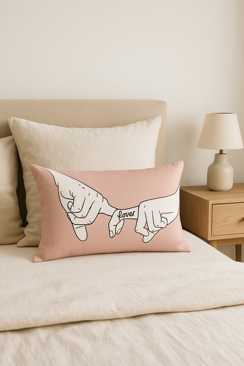housse de coussin rose à motif géométrique tendance décoratif
