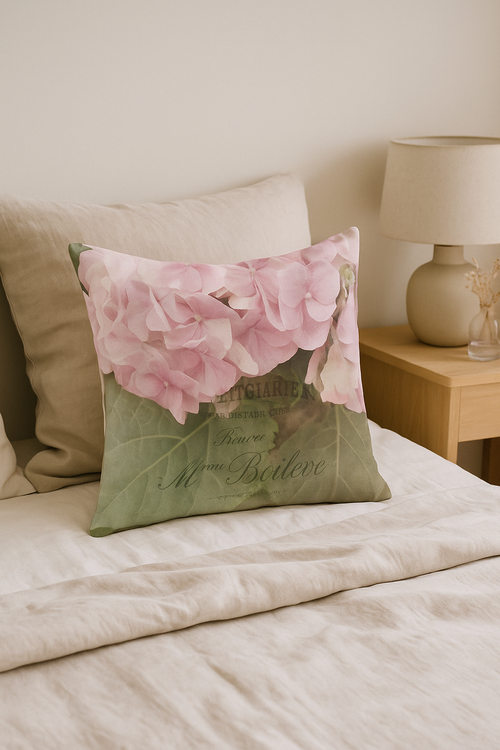 housse de coussin rose motif nordique pour décoration élégante