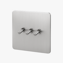 interrupteur-triple-3-voies-en-acier-gris-clair-bross-bords-arrondis-0.png