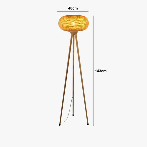 lampadaire-vintage-en-bois-avec-tr-pied-7.png