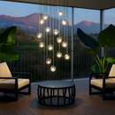 lustre en cristal design luxueux pour escalier colimaçon moderne