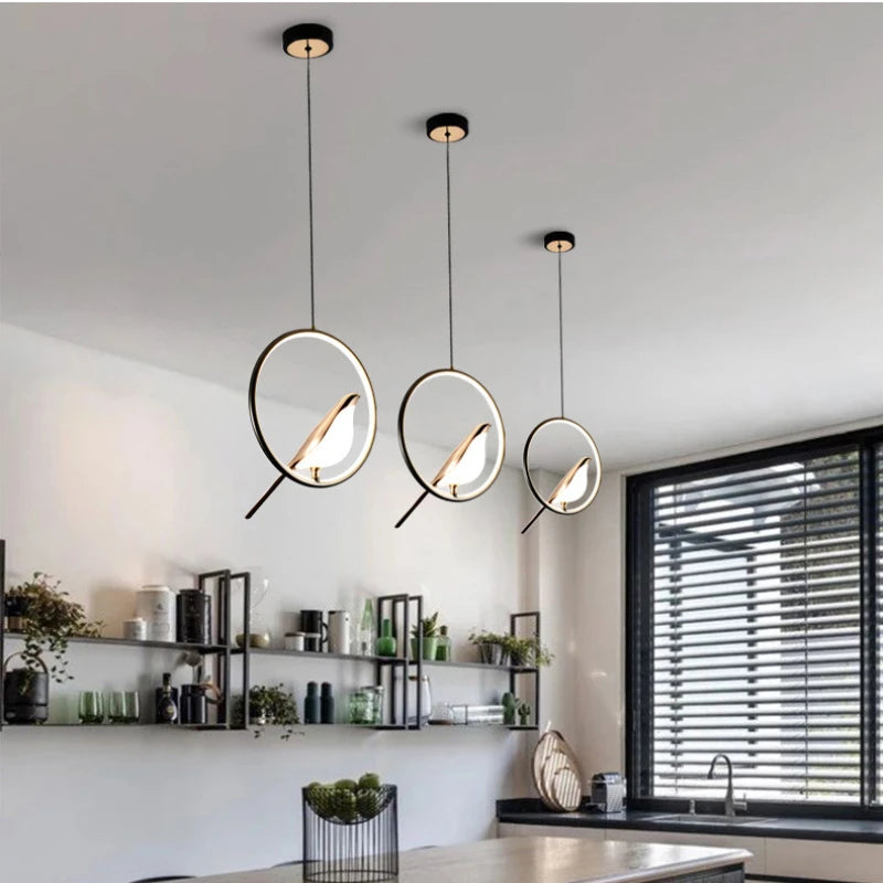 lustre-nordique-or-acrylique-avec-oiseaux-bar-led-suspendus-2.png