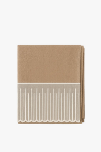 Nappe dentelle style français motif pluie de météores