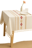 Nappe moderne motif losanges brodés imperméable antitache