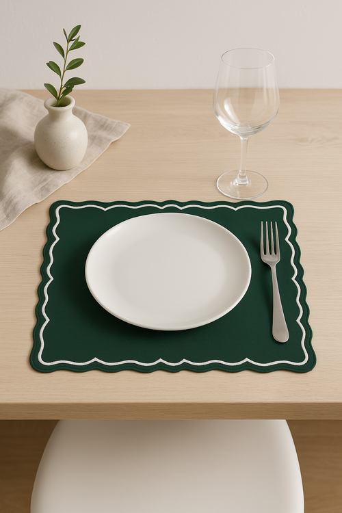 Set de table brodé style vintage bord ondulé - vue 2 sur 2