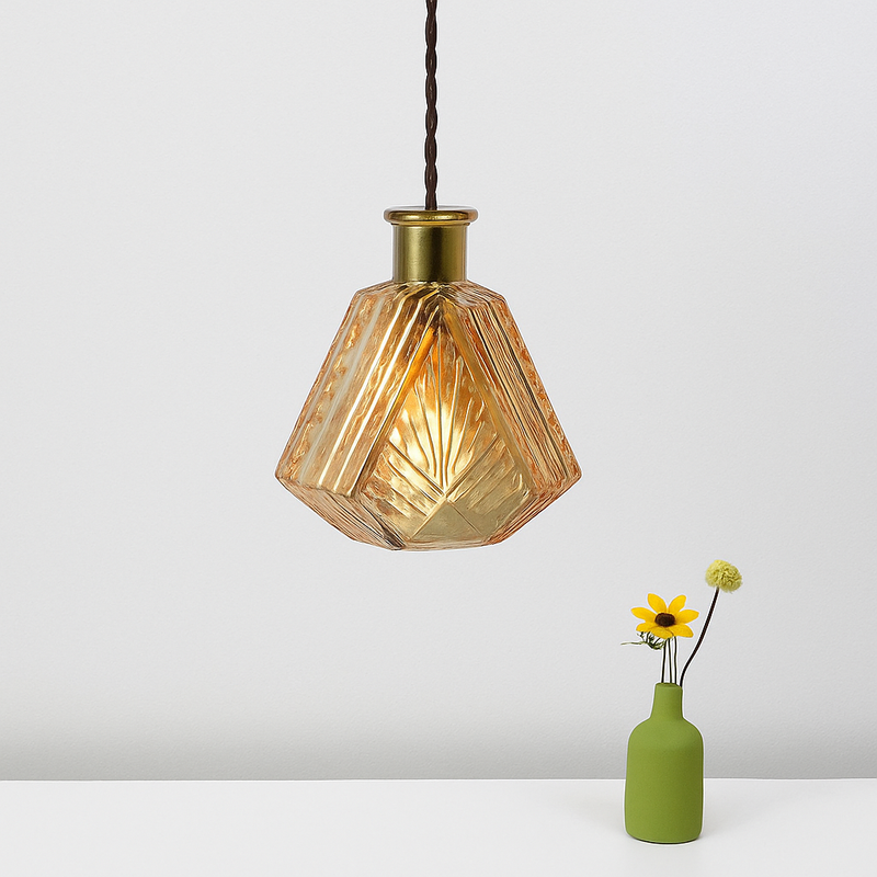 Suspension bouteilles en verre de plusieurs formes Bottle