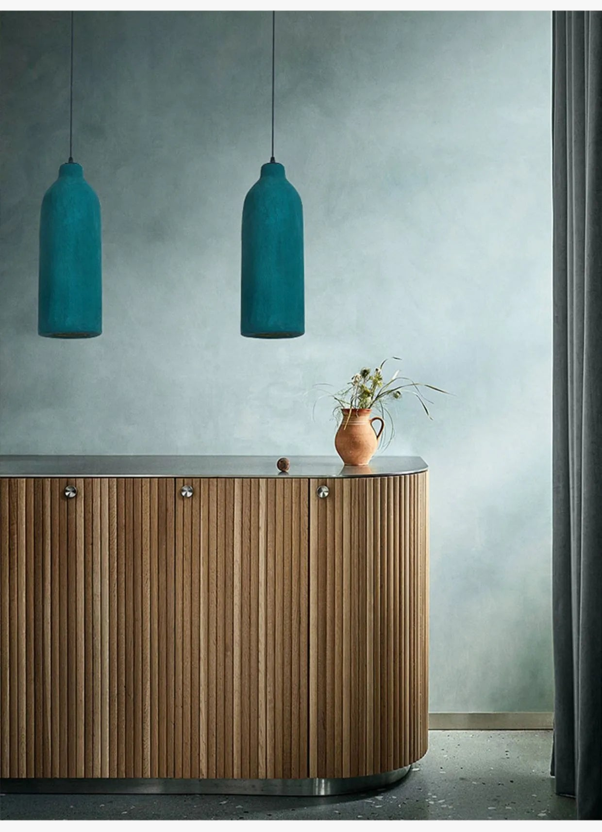 suspension-led-cr-ative-wabi-sabi-restaurant-d-coration-chez-l-habitant-ciment-2.png