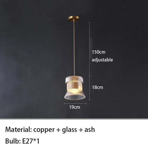 suspension-moderne-en-verre-avec-d-tails-en-bois-et-cuivre-6.png