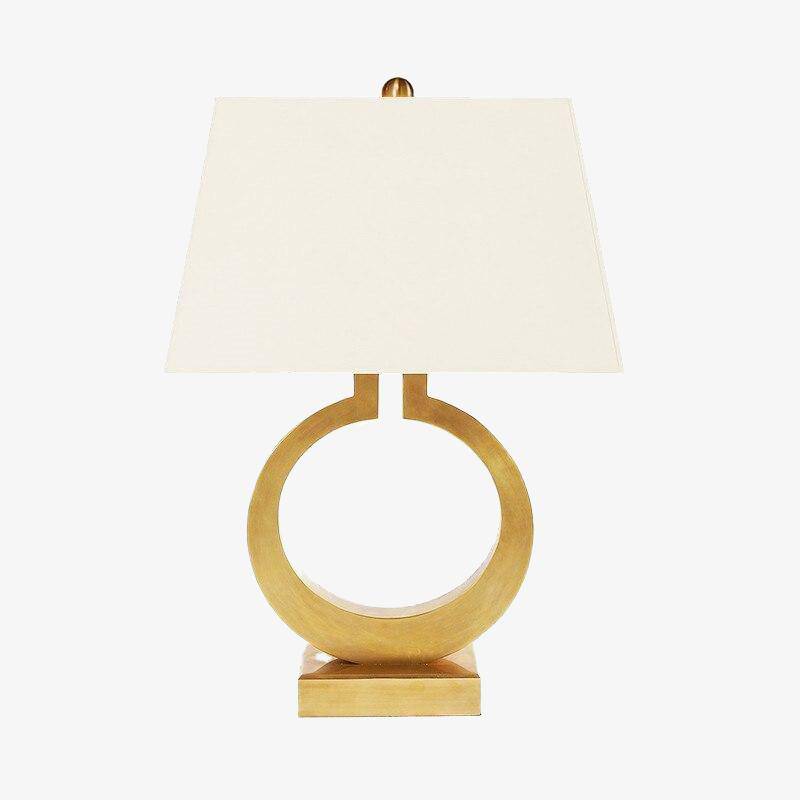 Lampe à poser design LED en métal doré avec abat-jour triangulaire Lampara