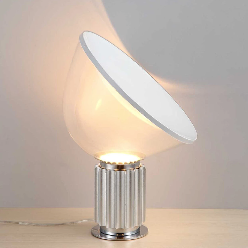Lampe à poser design LED avec socle industriel et abat-jour arrondi - vue 4 sur 6