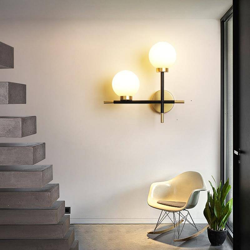 Applique murale LED design avec barres en métal boules en verre - vue 3 sur 8