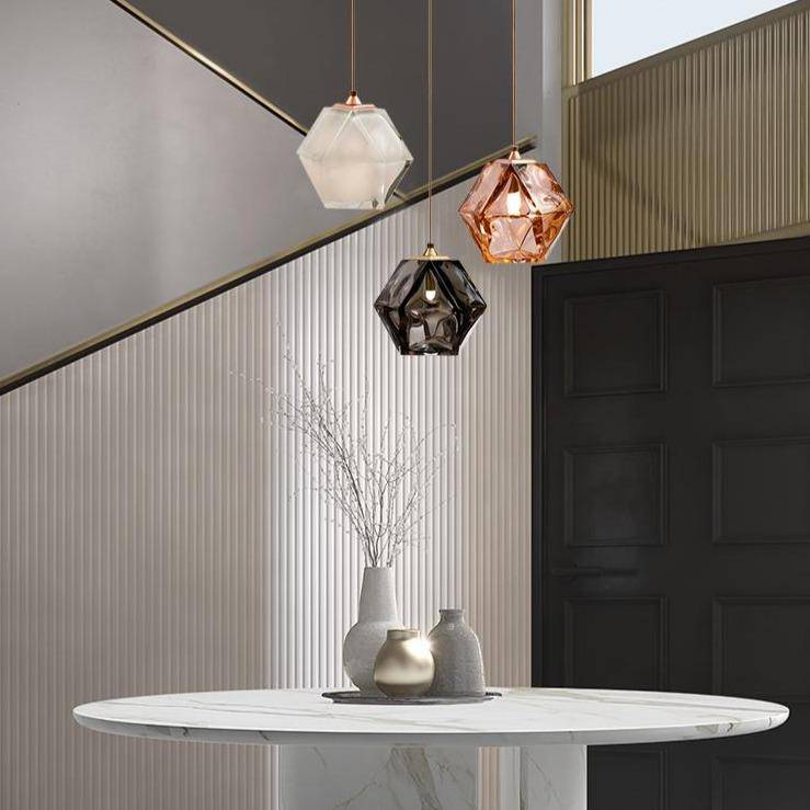 Suspension design diamant coloré en verre cristal - vue 4 sur 10