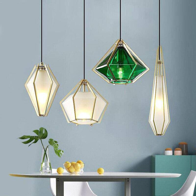 Suspension design à LED en verre et cage dorées - vue 17 sur 21