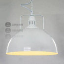 Suspension industrielle LED avec abat-jour arrondi en métal
