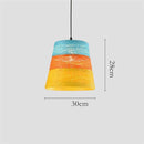 Suspension en rotin LED colorée style Farm