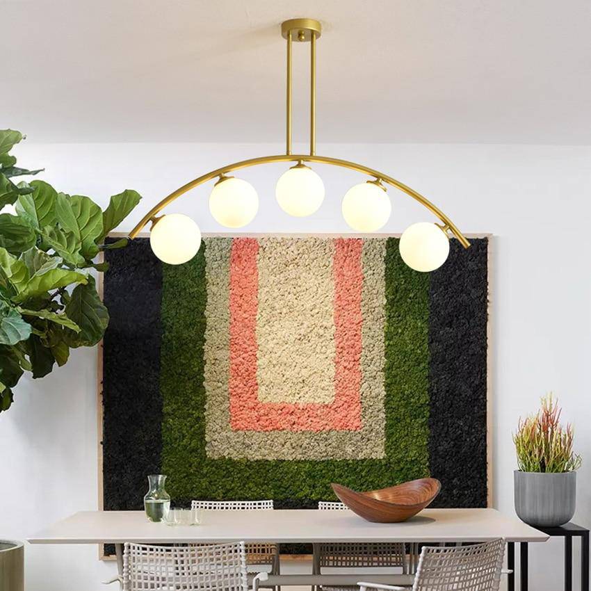 Lustre design LED avec bras arrondi doré et boules en verre Luxury - vue 4 sur 7