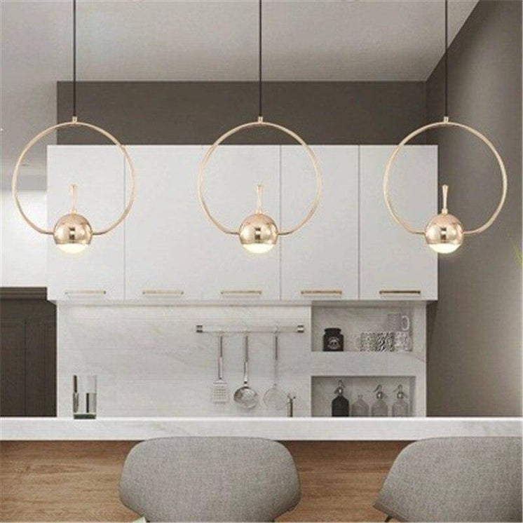Suspension design de plusieurs forme dorée avec boule à LED