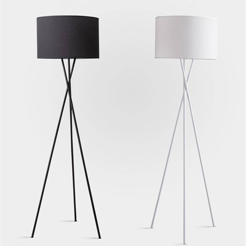 Lampadaire design LED tripod avec abat-jour en tissu noir ou blanc - vue 5 sur 7